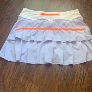 Lulu lemon skirt